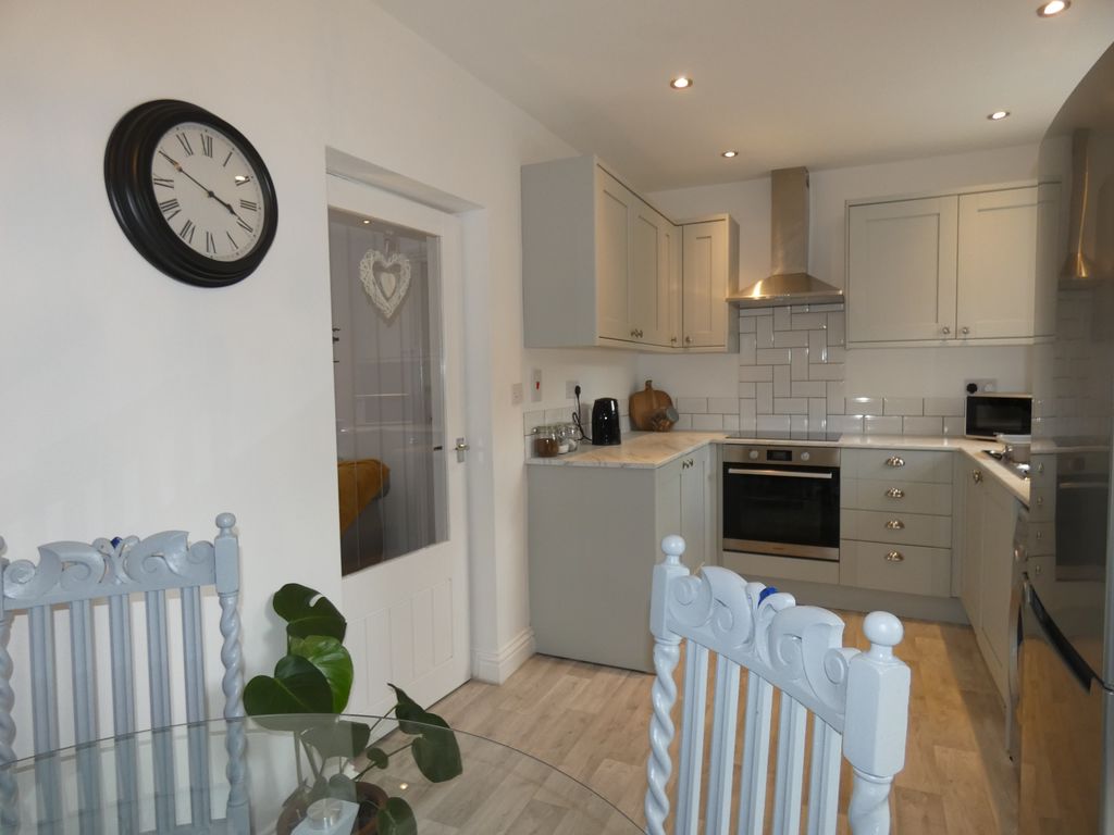 Kitchen/Diner- click for photo gallery